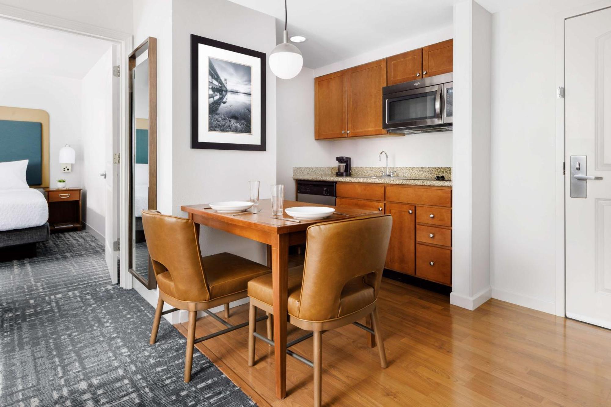 Homewood Suites By Hilton Portsmouth Eksteriør billede
