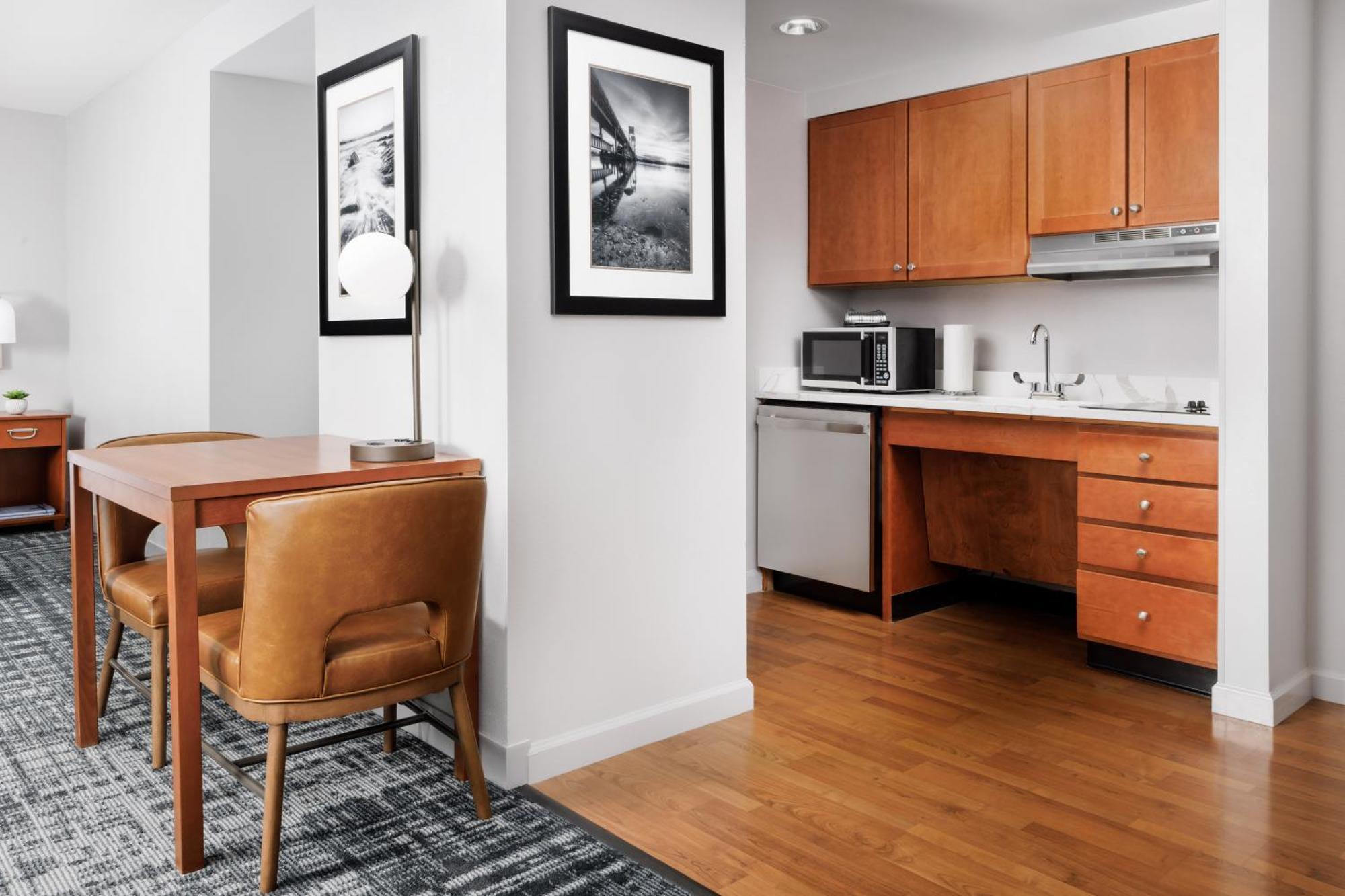 Homewood Suites By Hilton Portsmouth Eksteriør billede